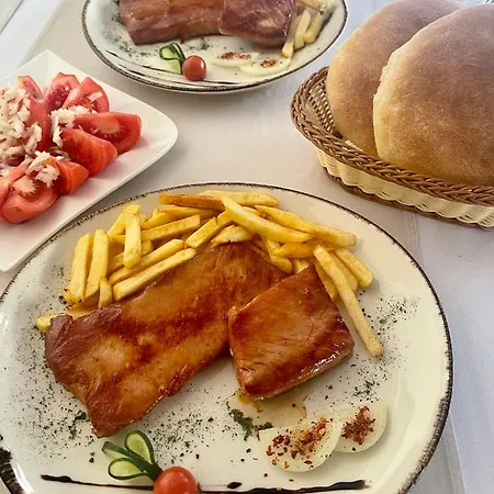 فندق مبيت وإفطار Sobe Na Josanici 3*