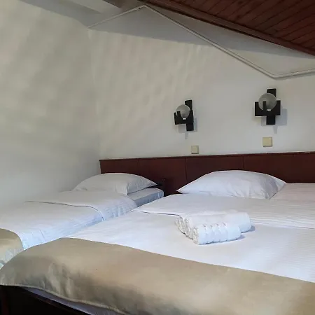 فندق مبيت وإفطار Sobe Na Josanici Josanicka Banja